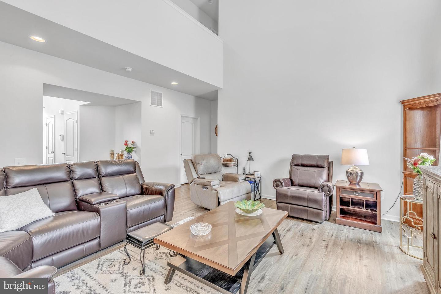 165 Oriole Ln