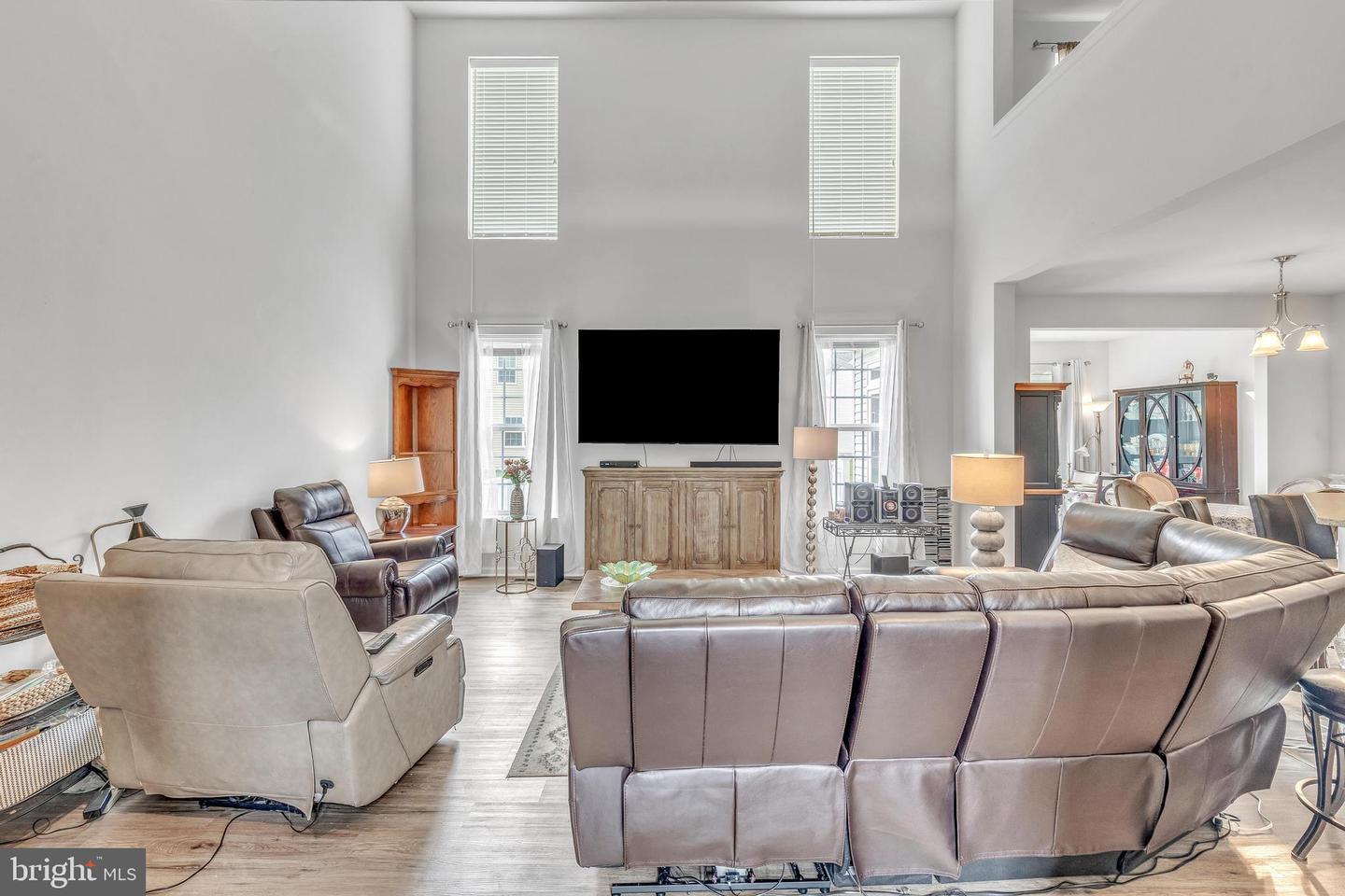 165 Oriole Ln