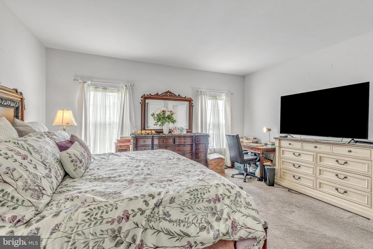 165 Oriole Ln