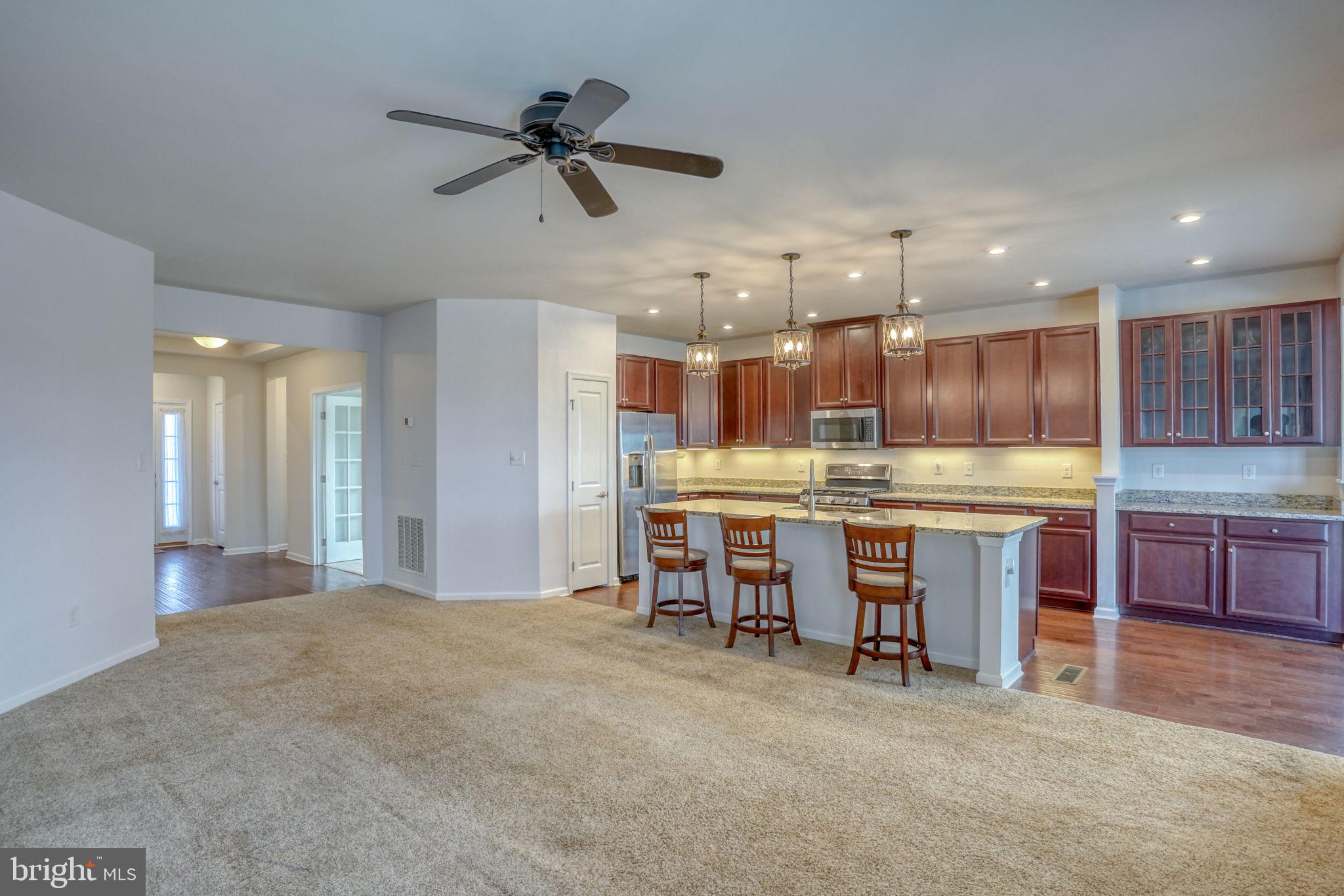 77 CLIMBING VINE AVENUE