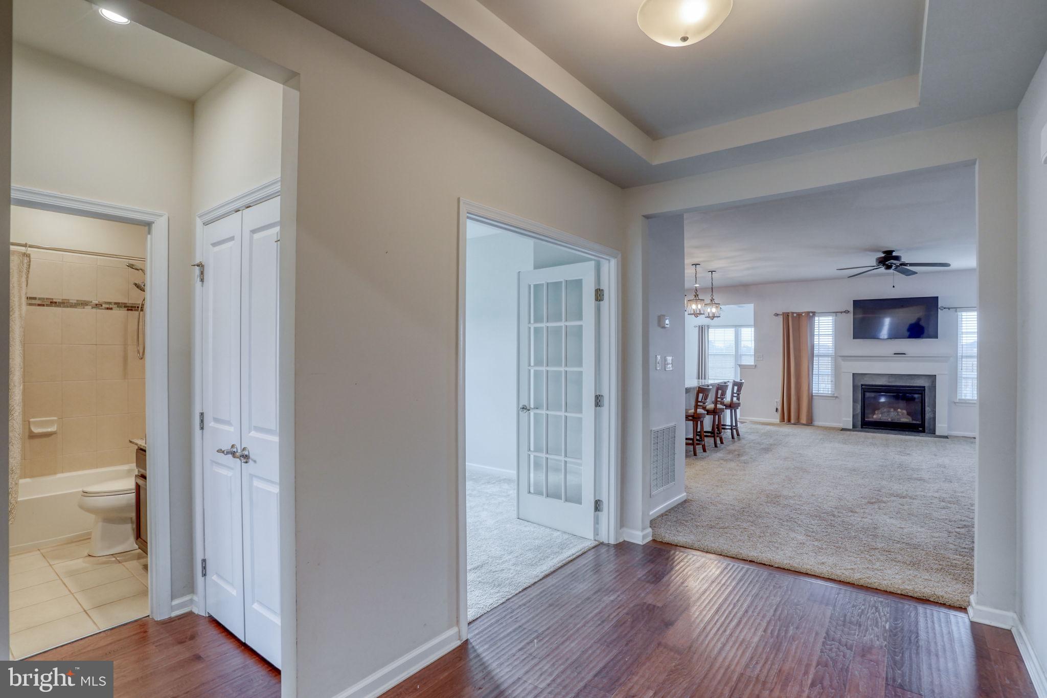 77 CLIMBING VINE AVENUE