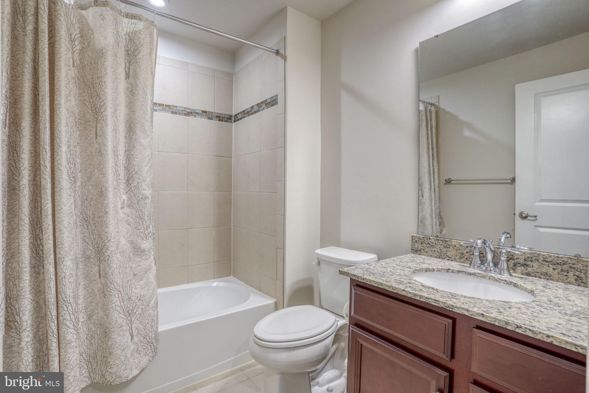 77 CLIMBING VINE AVENUE