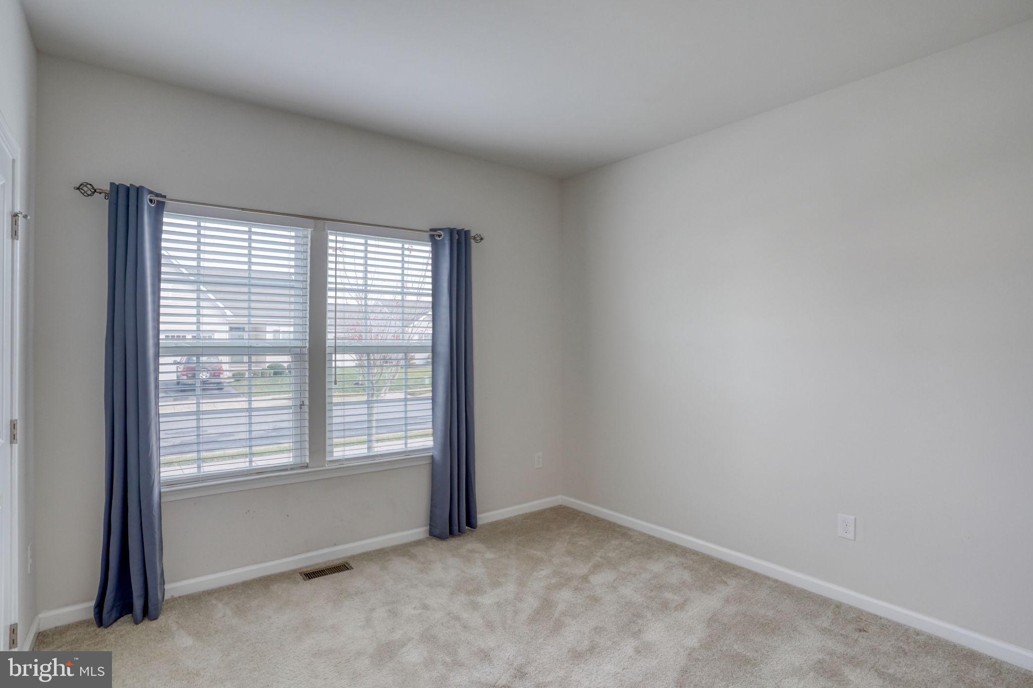 77 CLIMBING VINE AVENUE