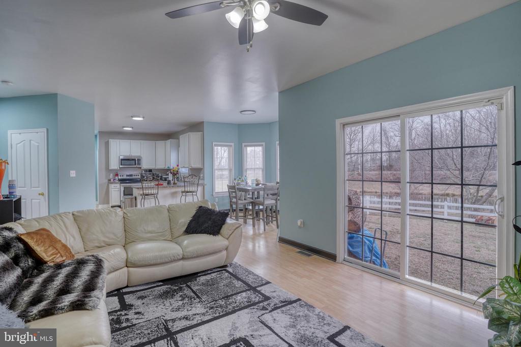 210 LAKS COURT