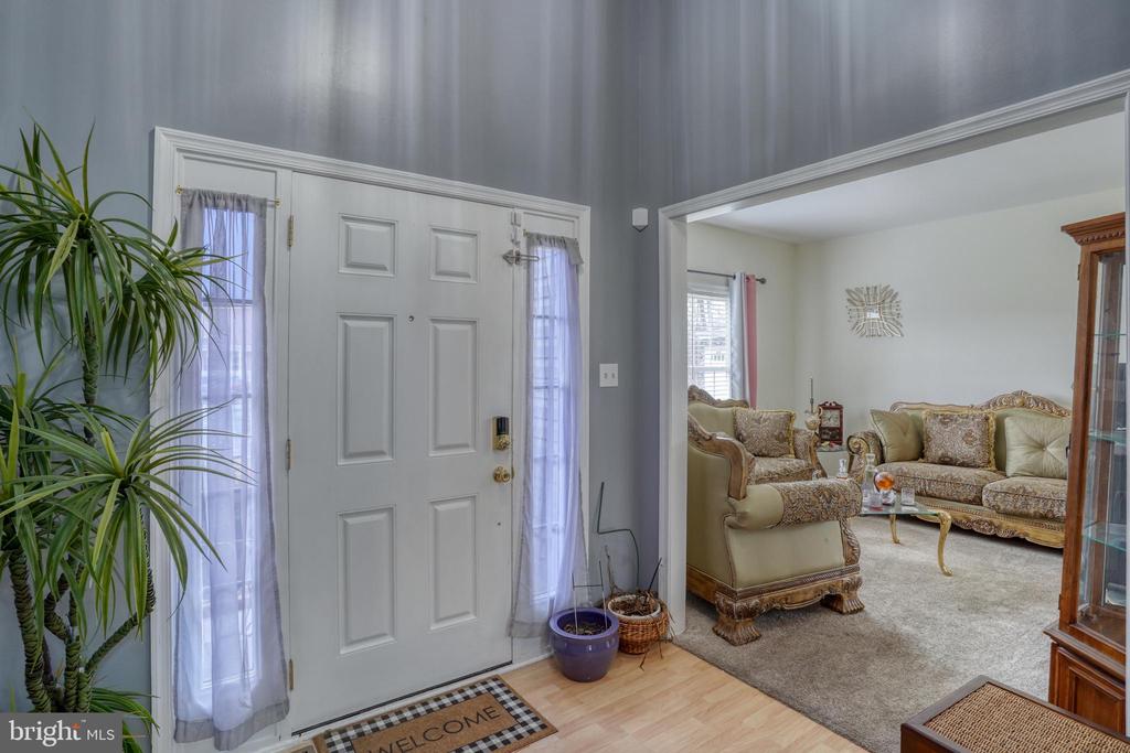 210 LAKS COURT