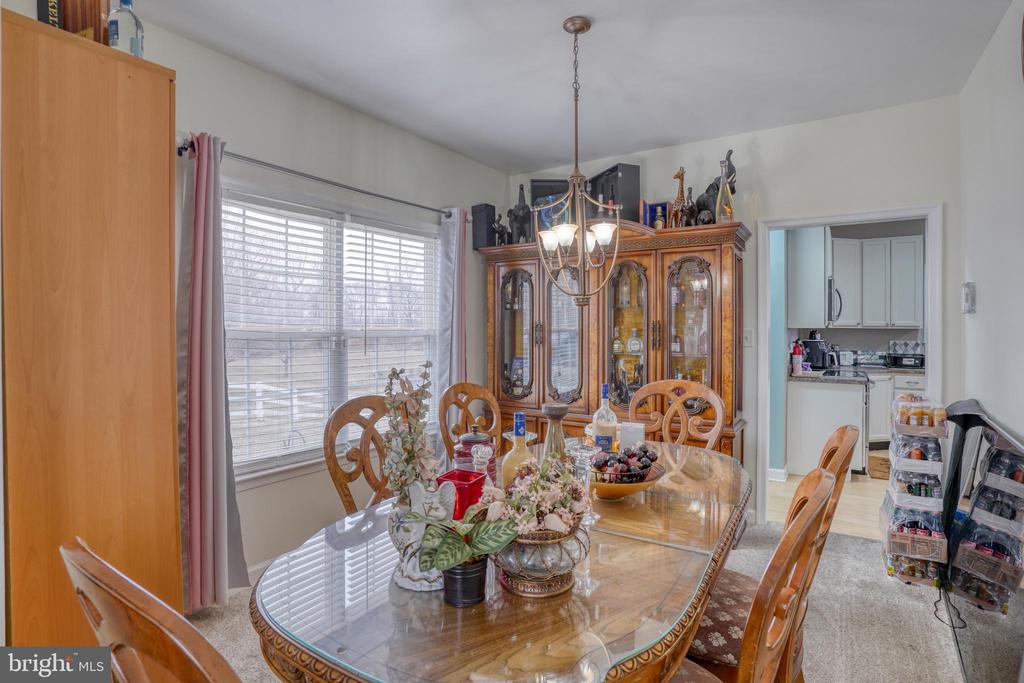 210 LAKS COURT