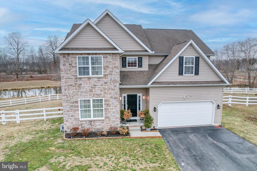 210 LAKS COURT