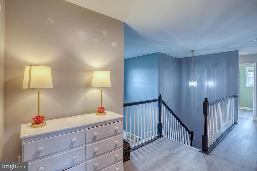 210 LAKS COURT