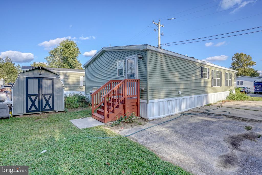 413 FOURTH STREET