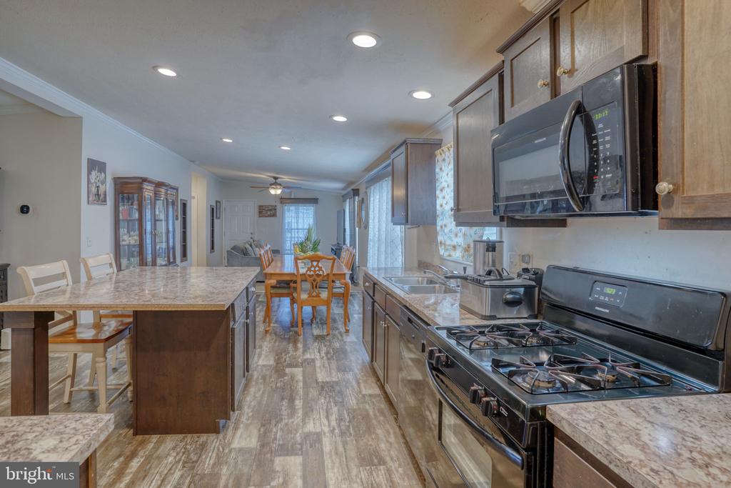 413 FOURTH STREET