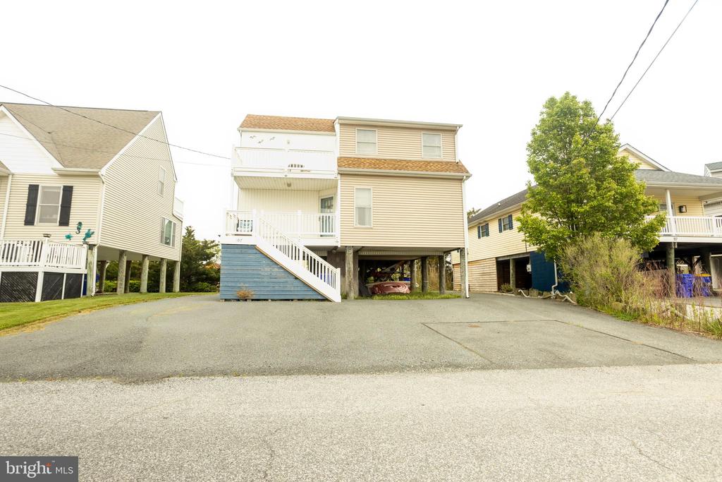 107 WYATT STREET