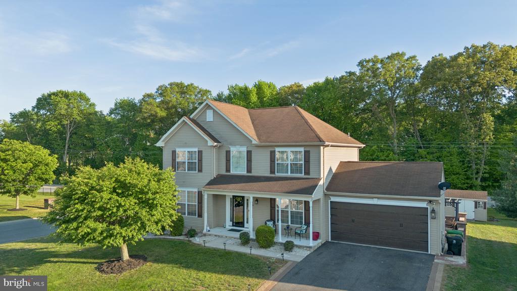 19 GRAYTON DRIVE
