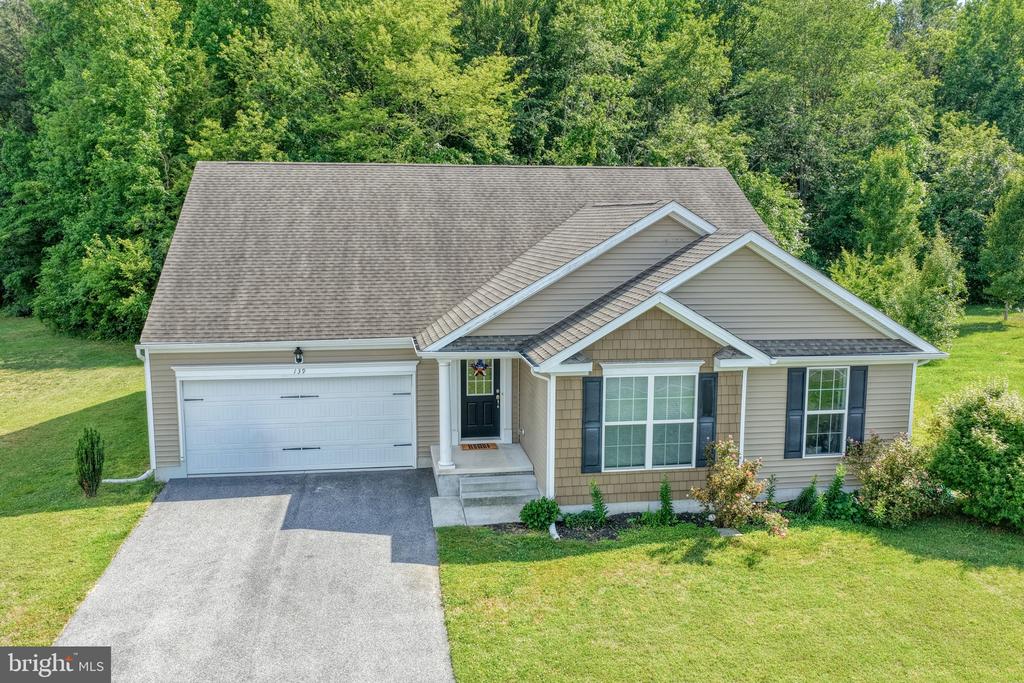 139 FOX RUN DRIVE