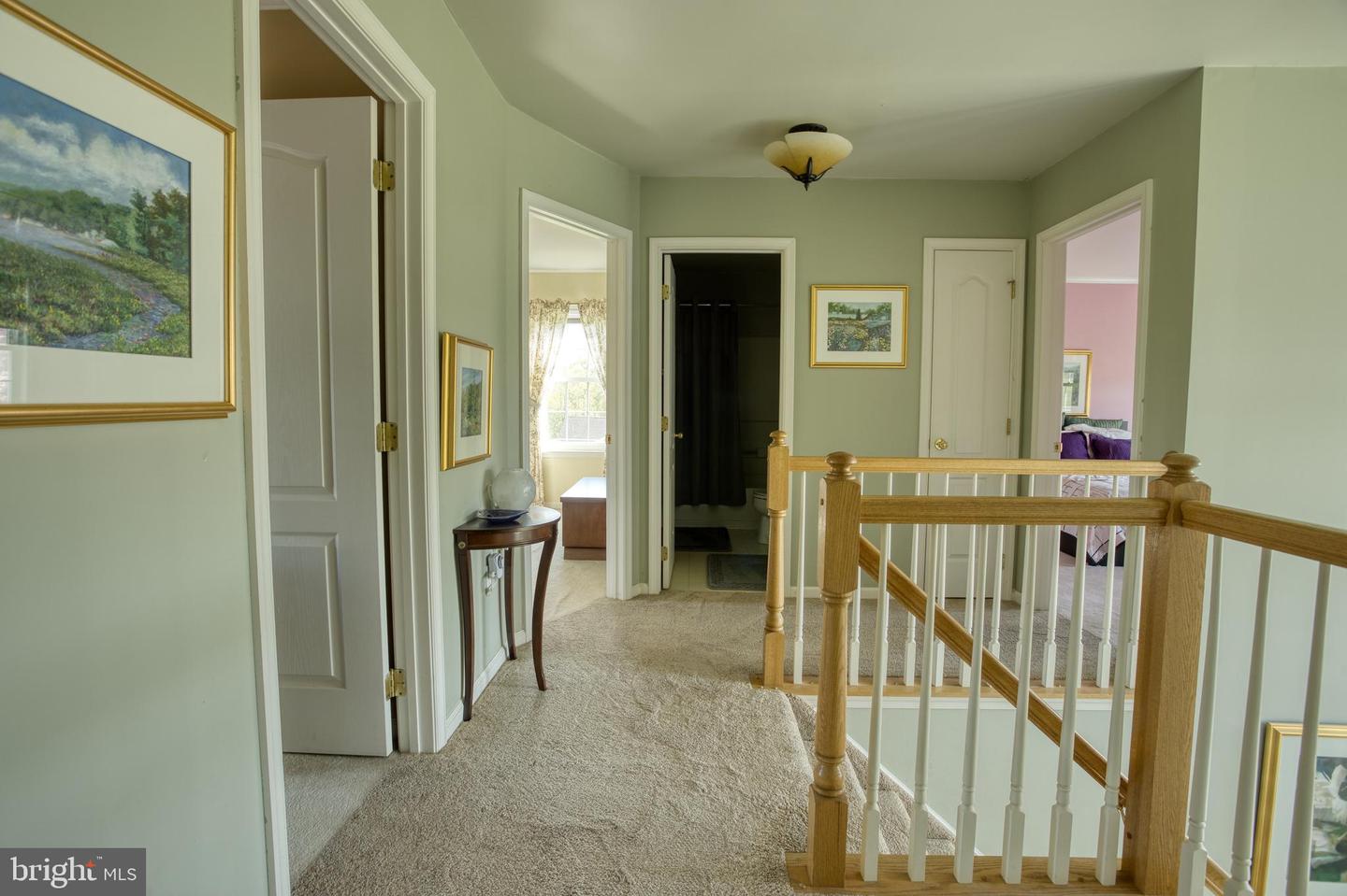 13 Andrew Ln