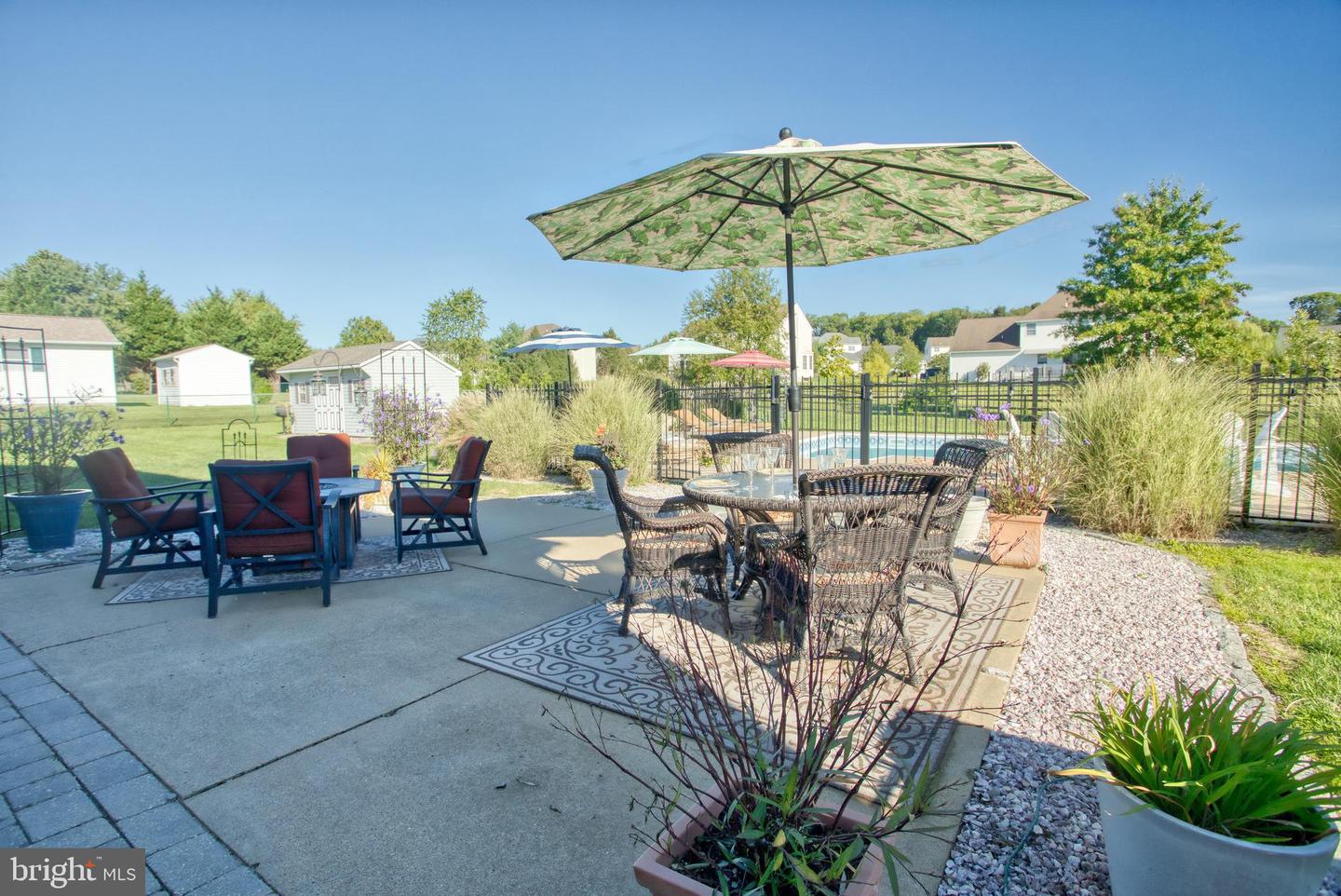 13 Andrew Ln