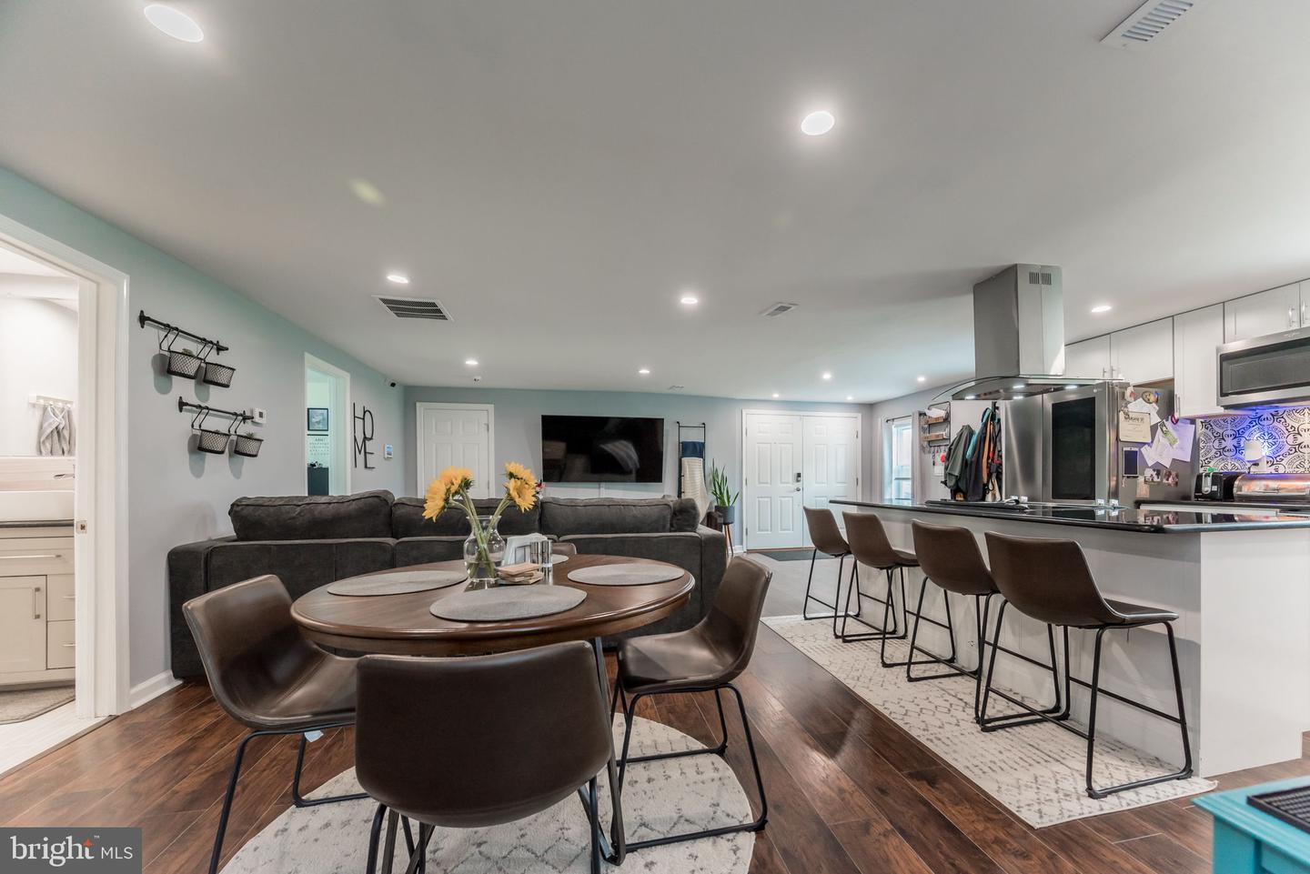 2111 Pleasant Valley Rd