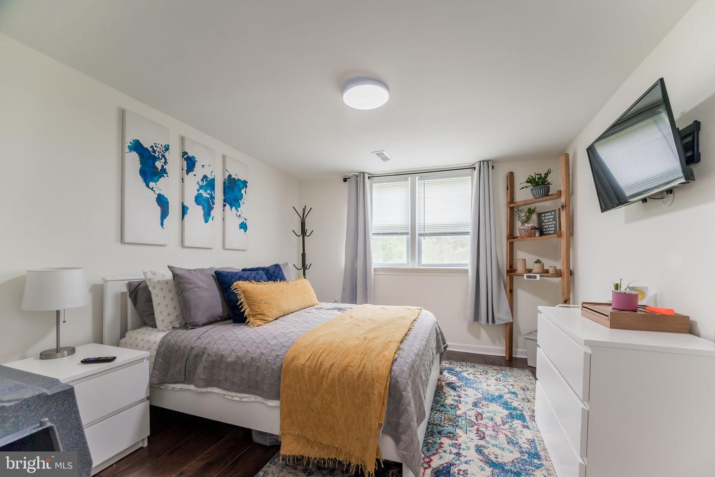 2111 Pleasant Valley Rd