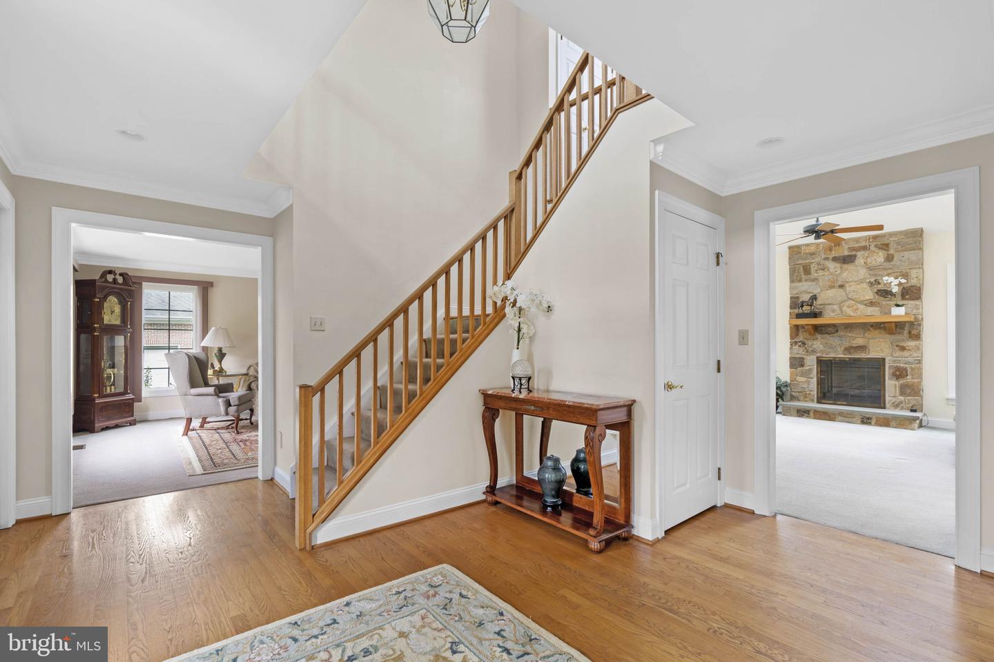 2 Rockland Ct