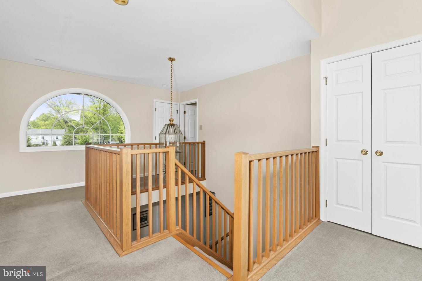 2 Rockland Ct