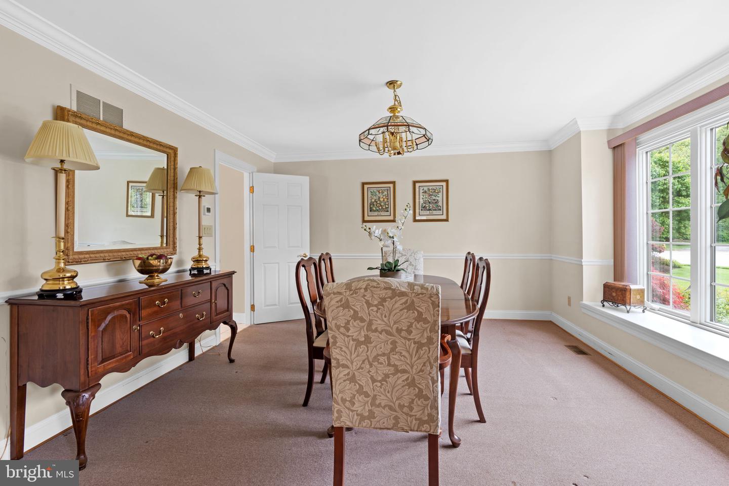 2 Rockland Ct