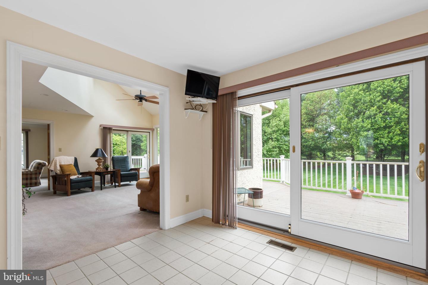 2 Rockland Ct