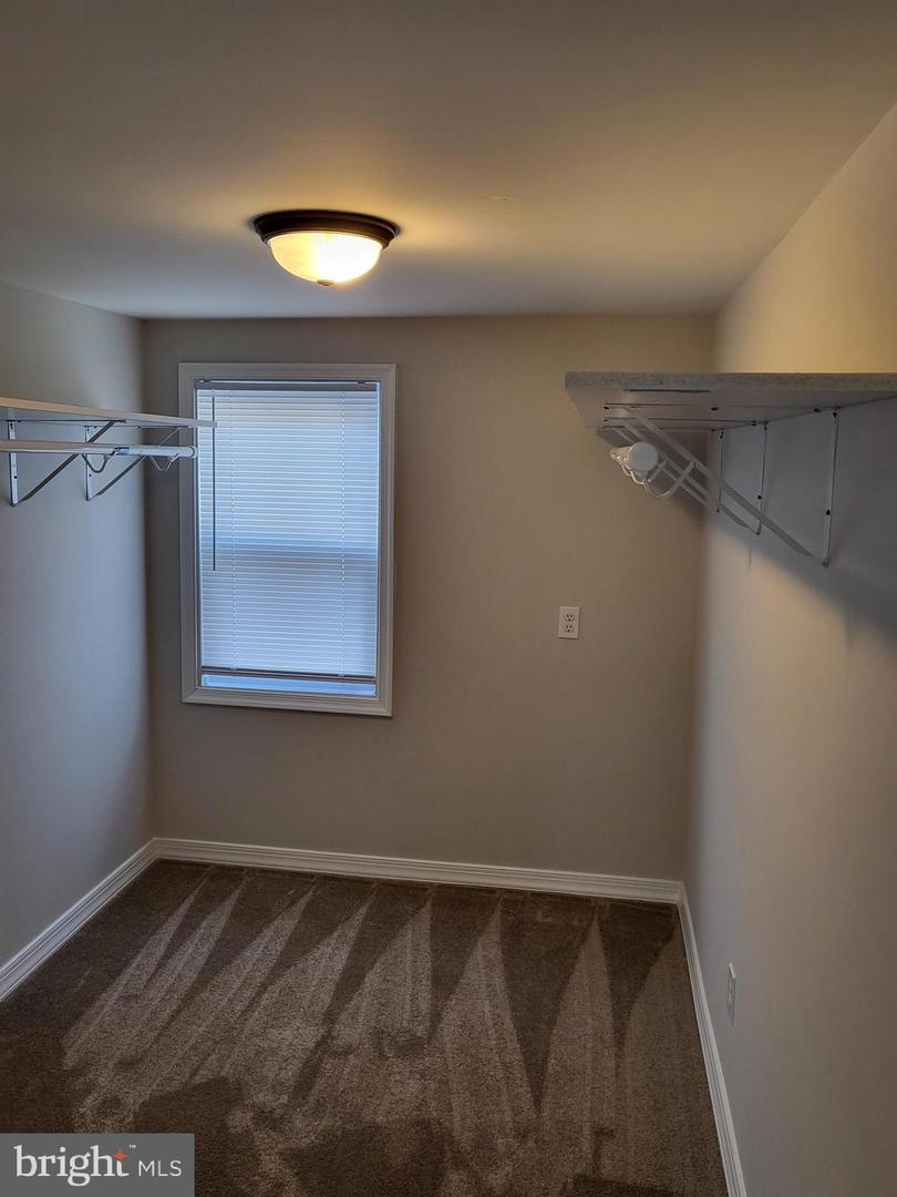114 Delaware Dr