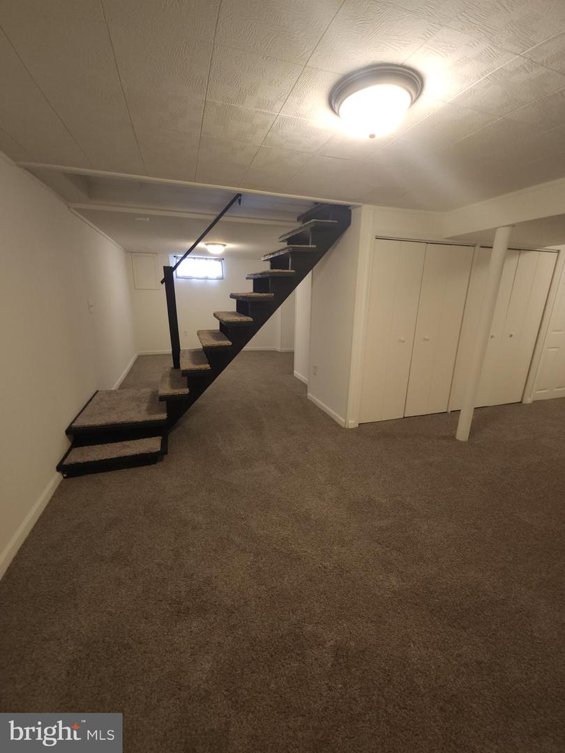 20 Hillview Ave