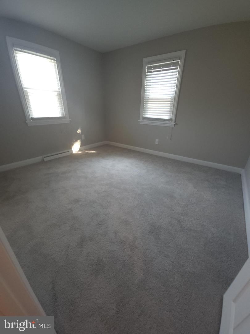 20 Hillview Ave