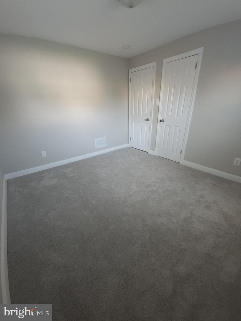20 Hillview Ave