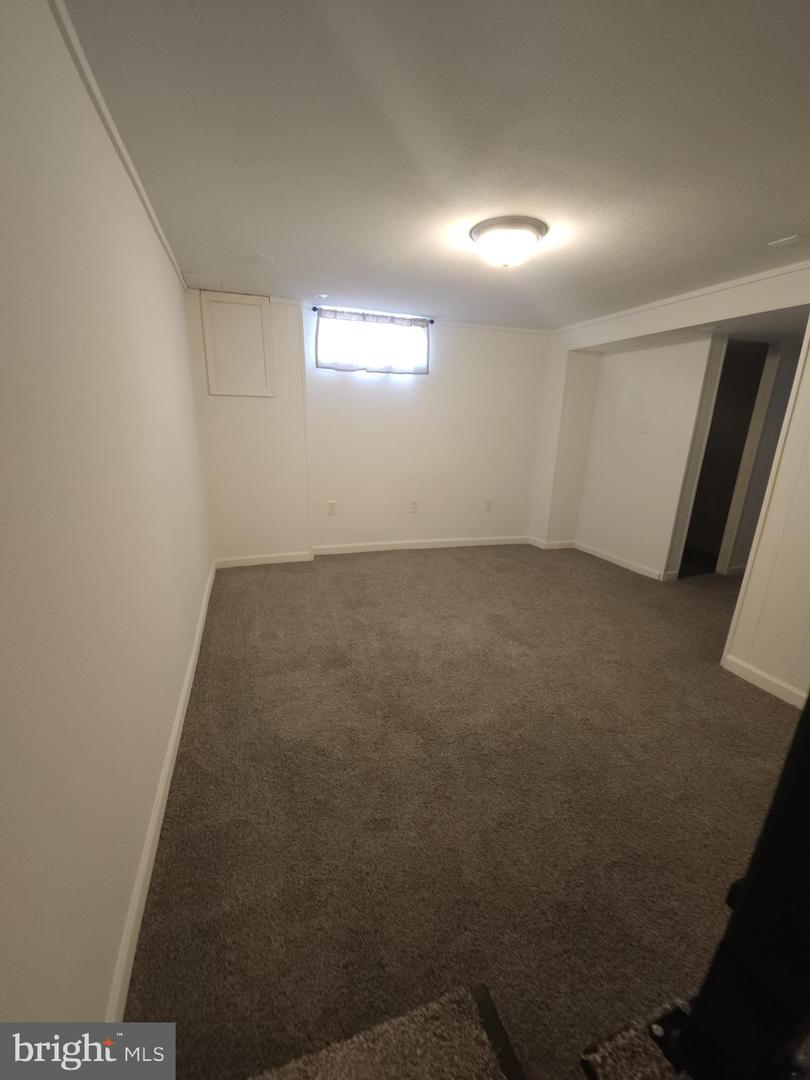 20 Hillview Ave