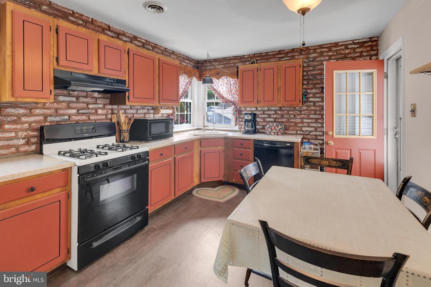 1101 Prospect Ave