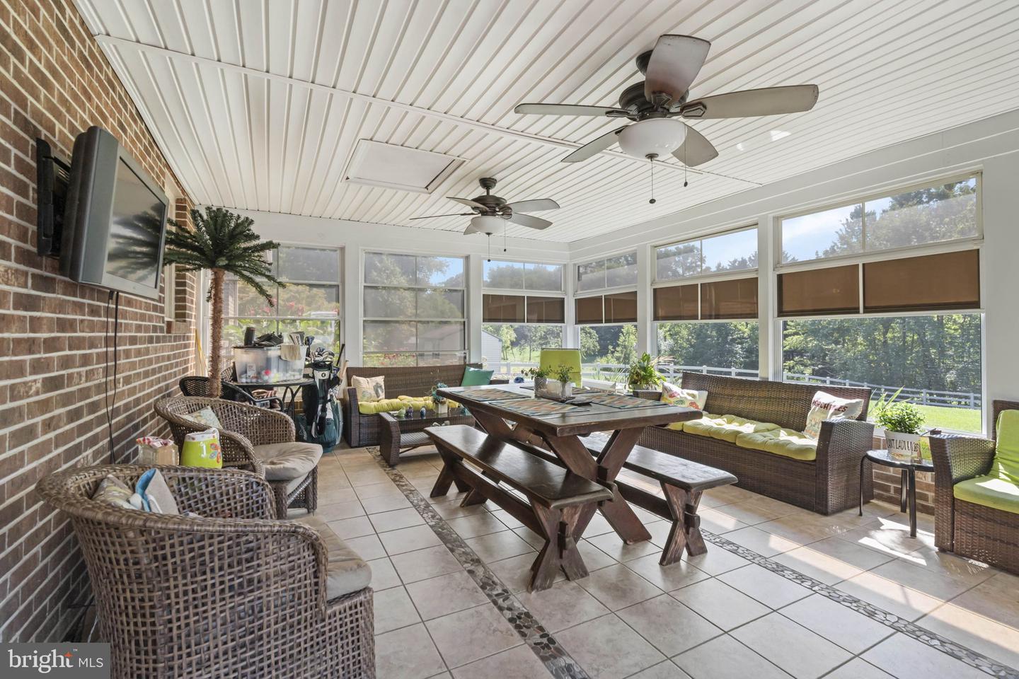 645 Clifton Dr