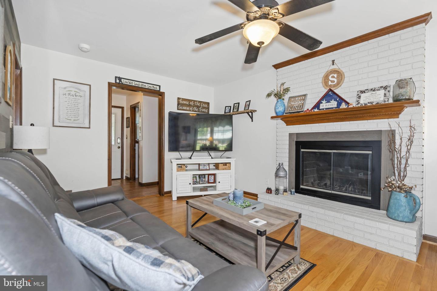 645 Clifton Dr