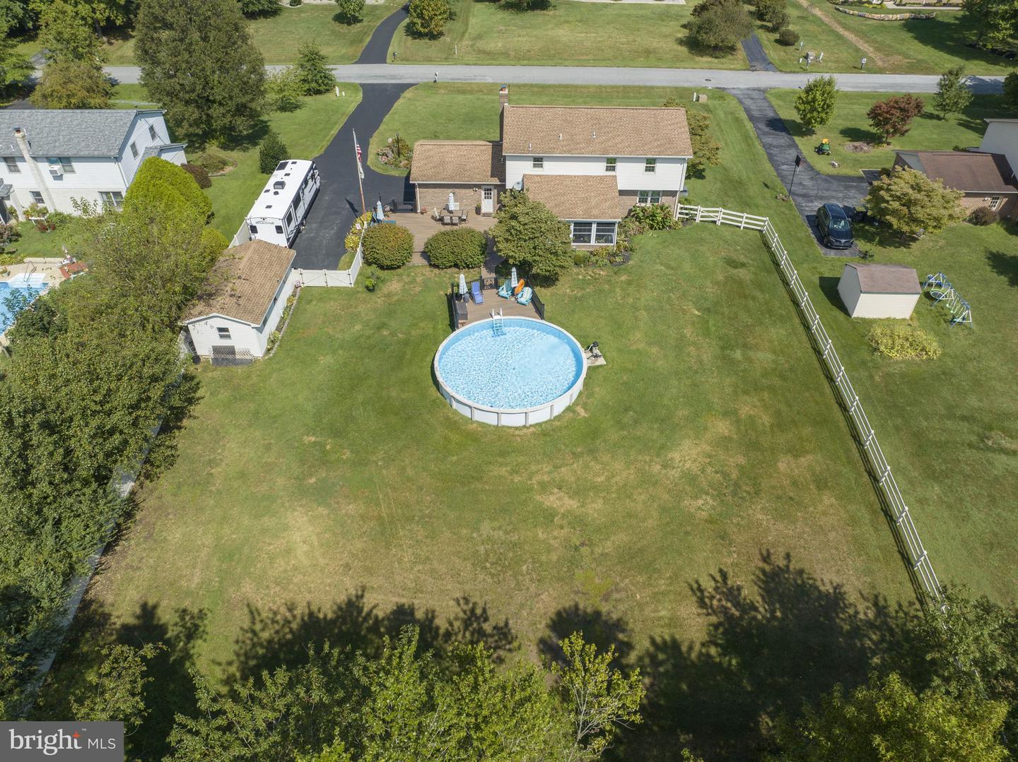 645 Clifton Dr