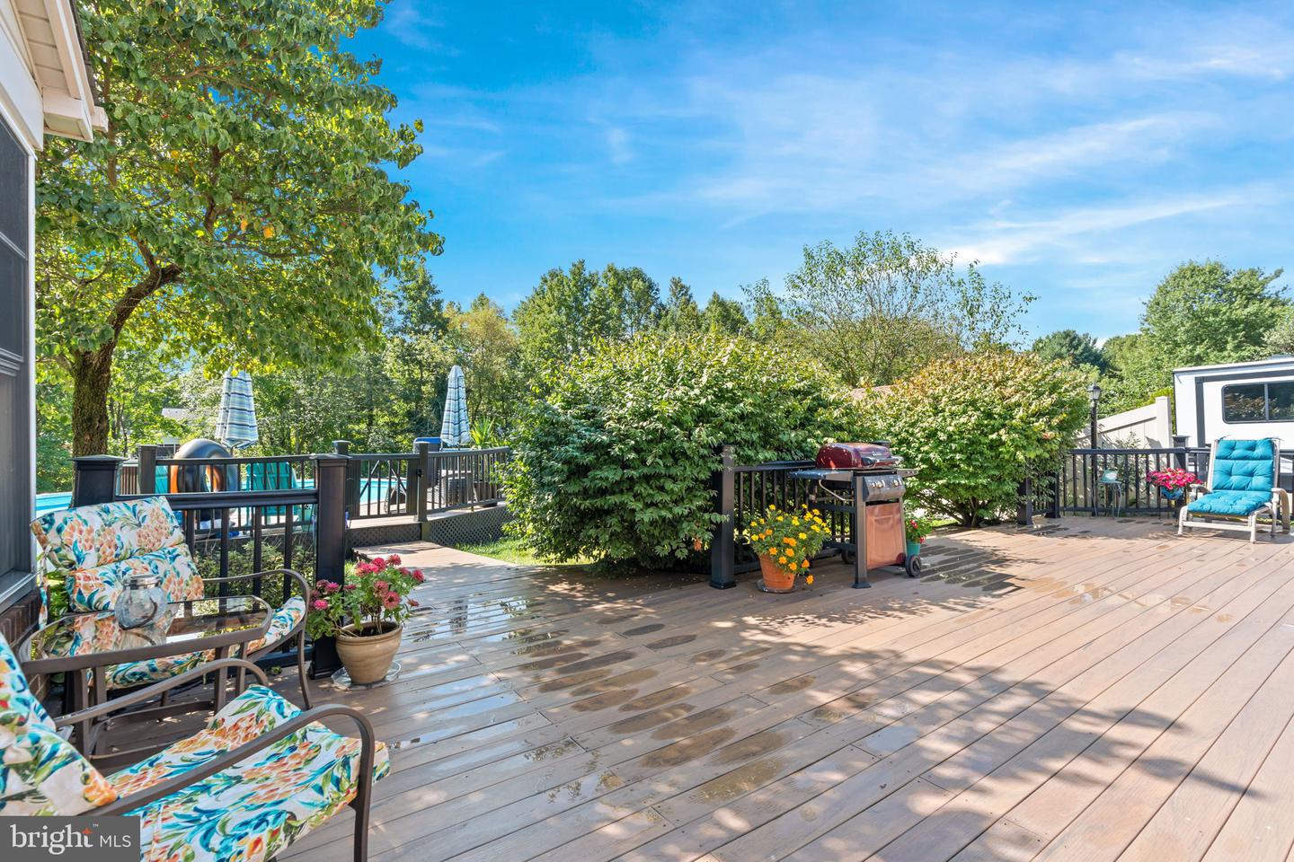 645 Clifton Dr