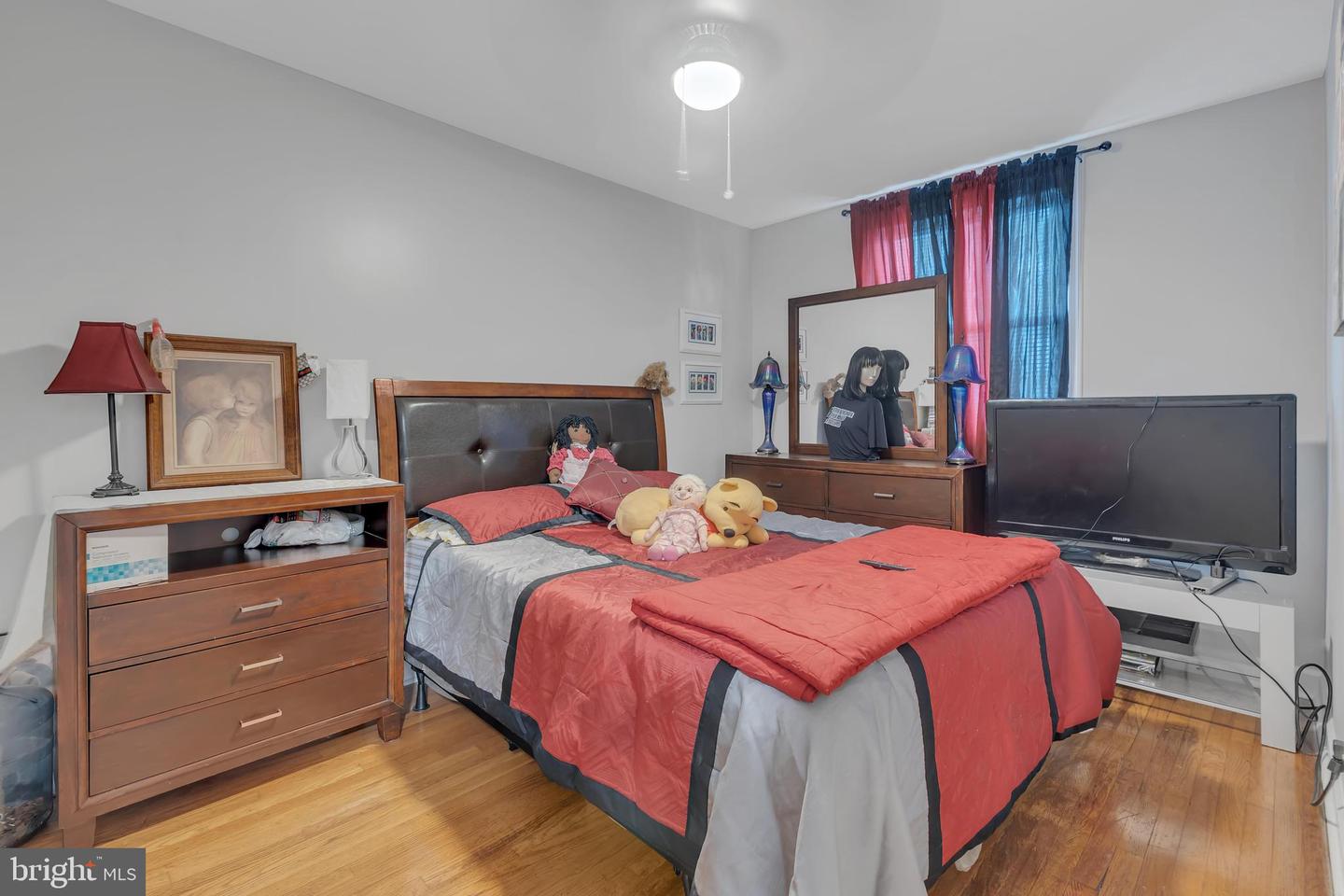 1011 Clayton Rd