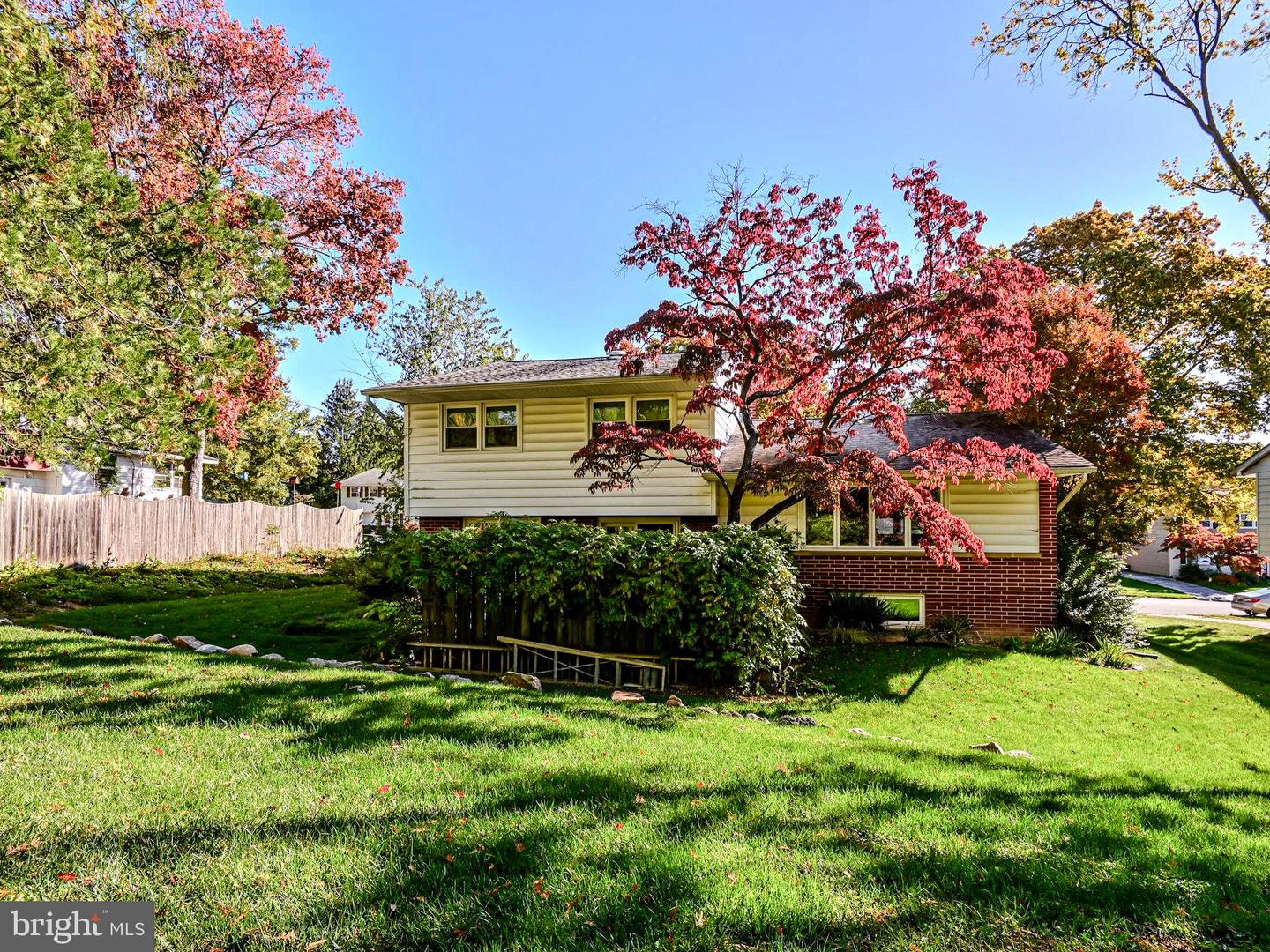 402 Radcliffe Dr