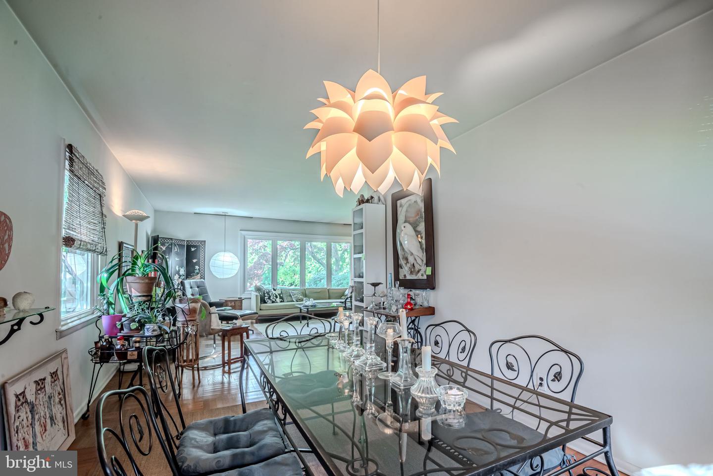 402 Radcliffe Dr