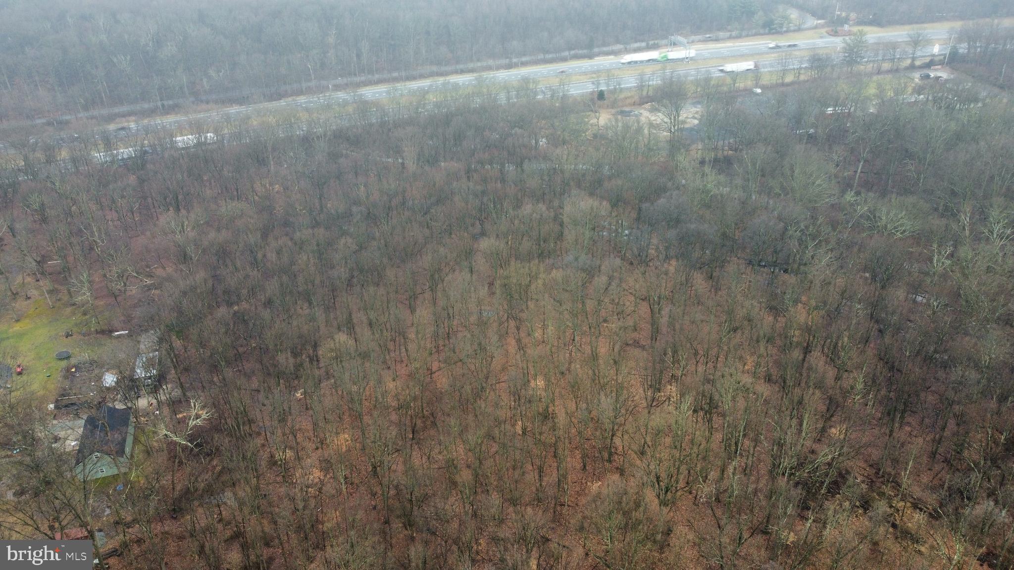 665 W Chestnut Hill Rd