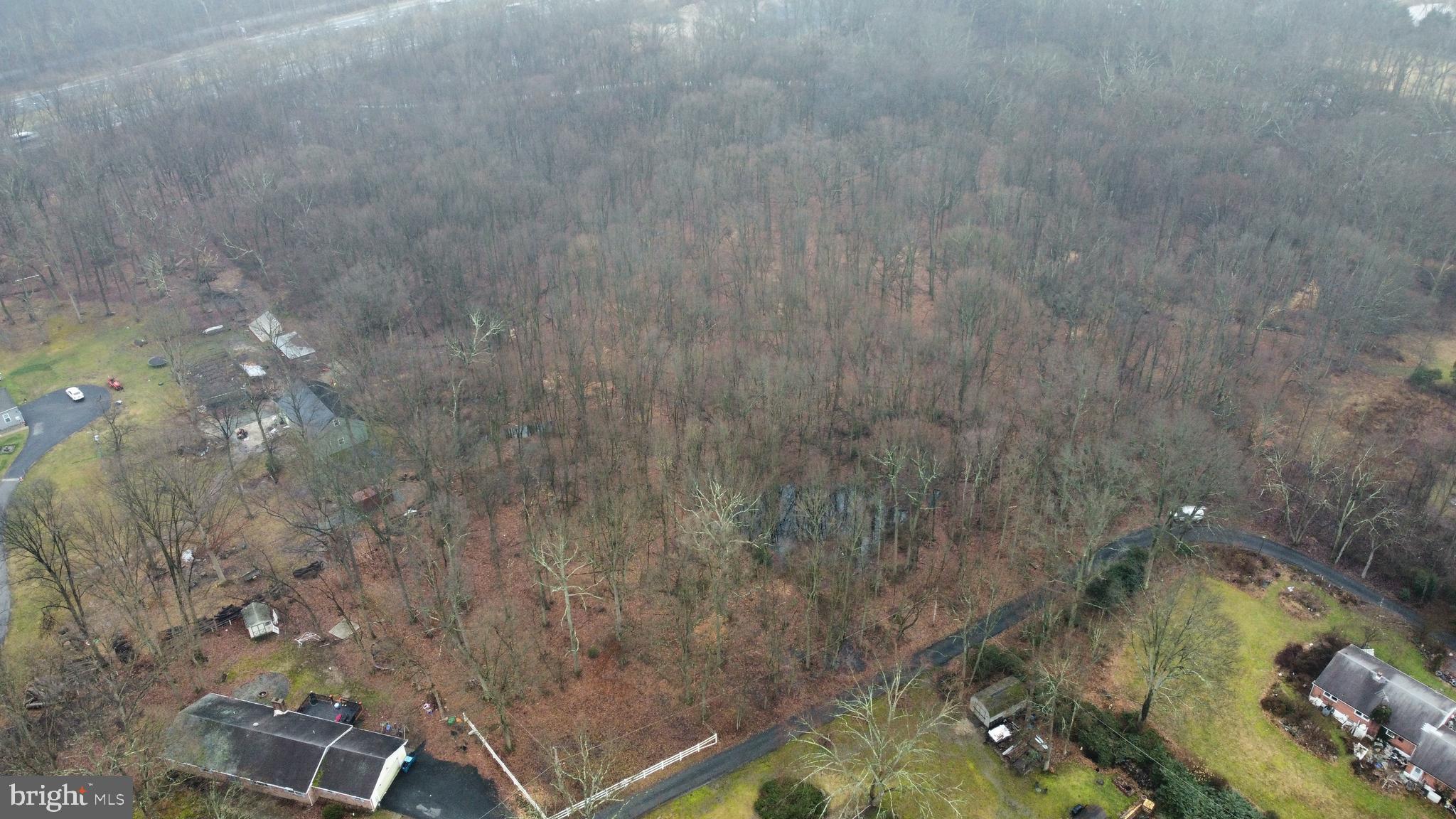 665 W Chestnut Hill Rd