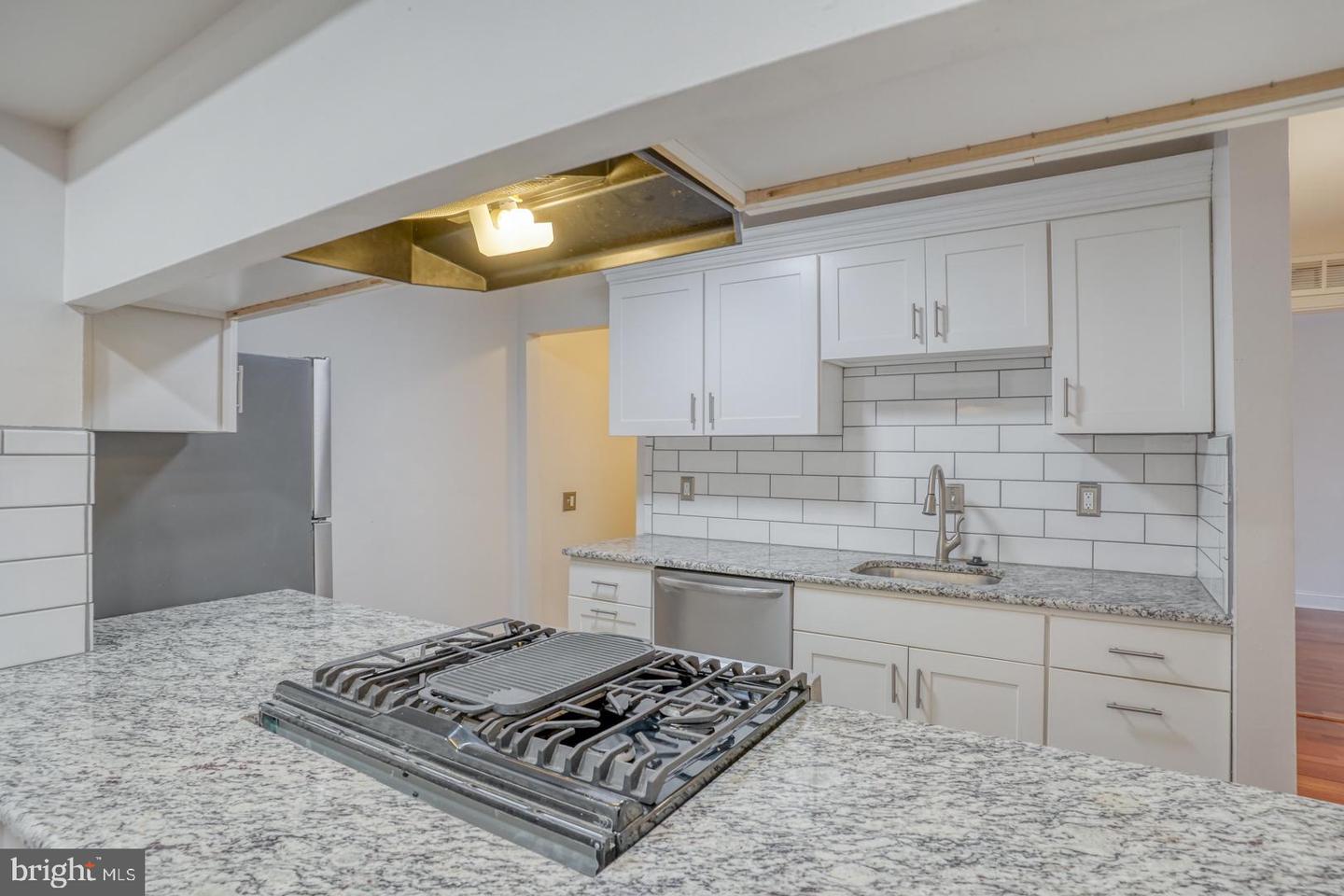 405 Waters Edge Dr #56