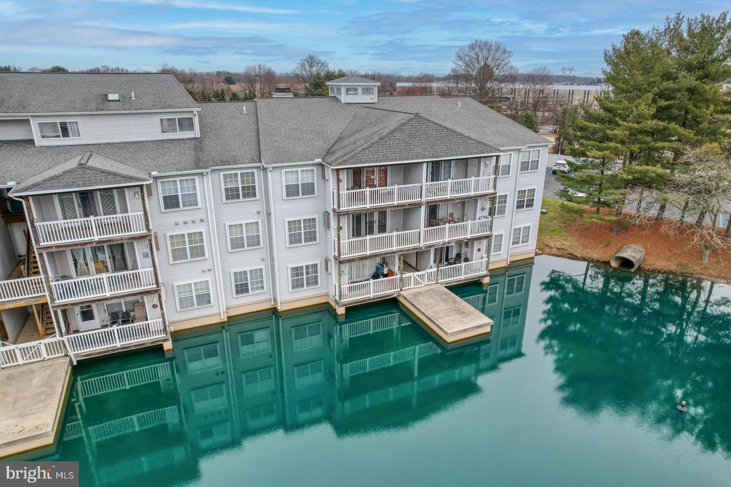 405 Waters Edge Dr #56