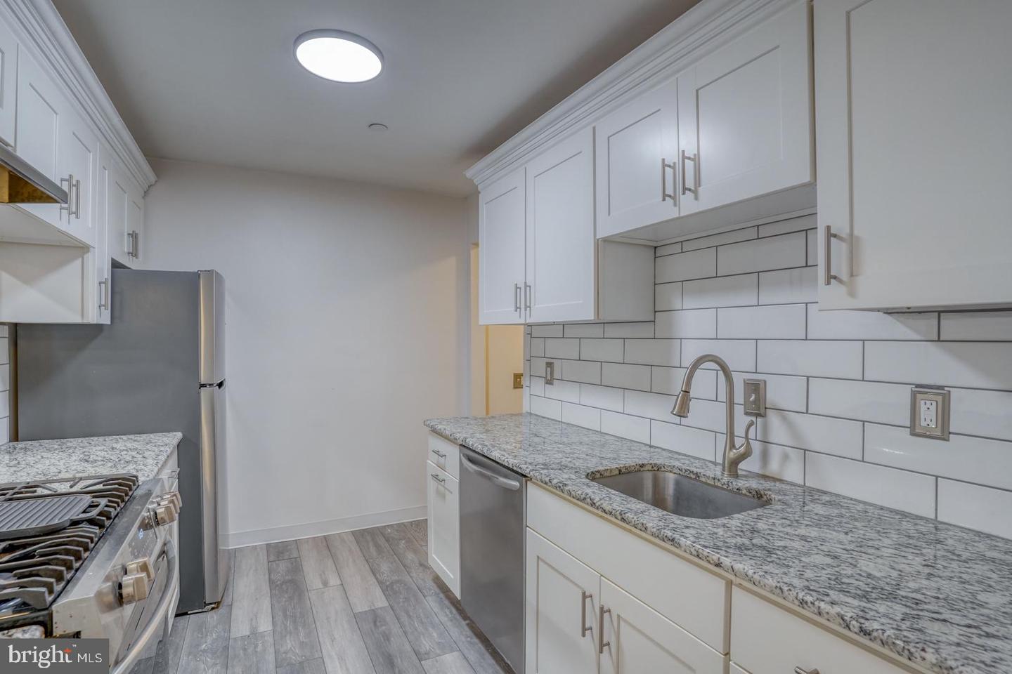 405 Waters Edge Dr #56