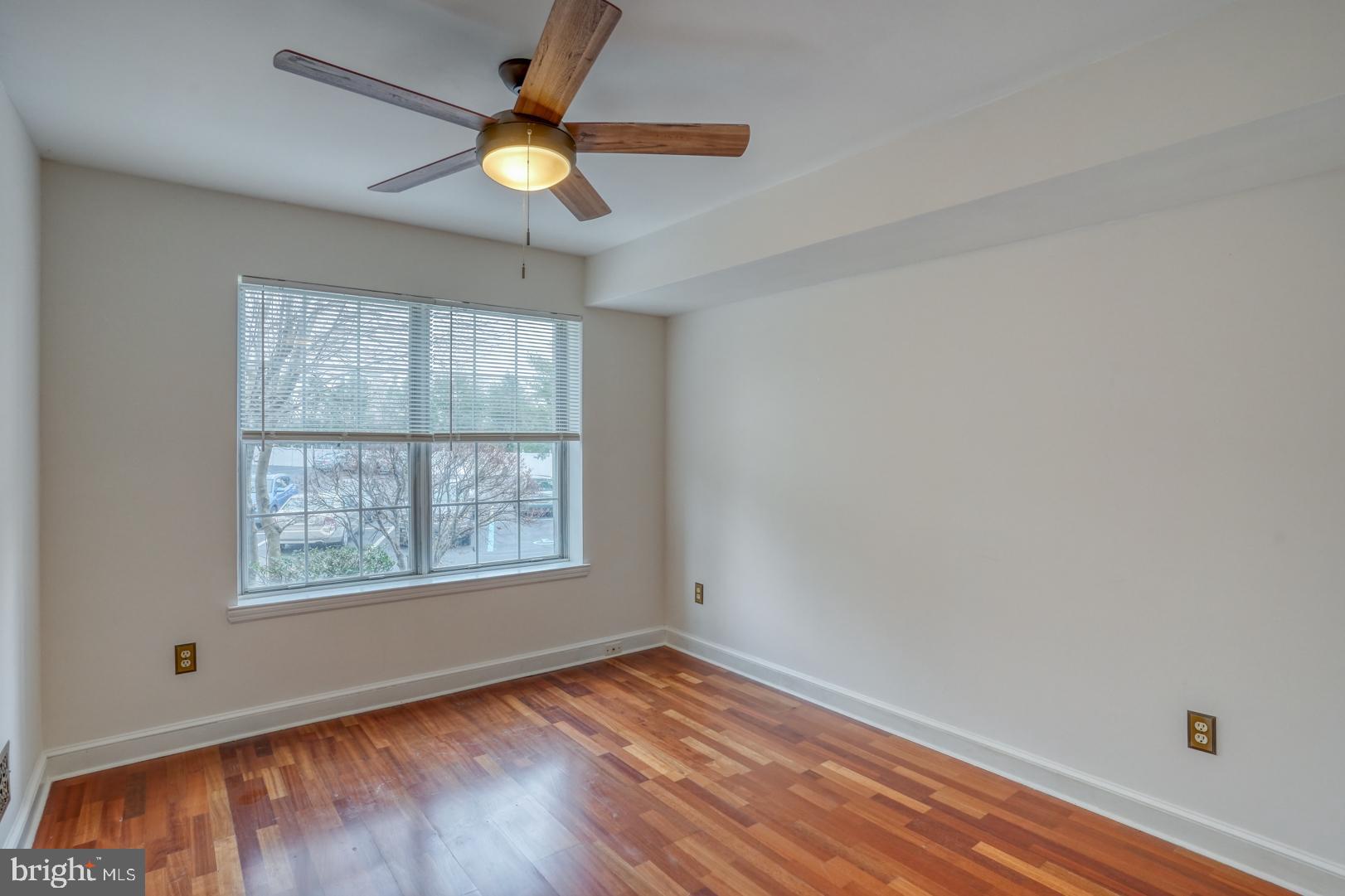 405 Waters Edge Dr #56