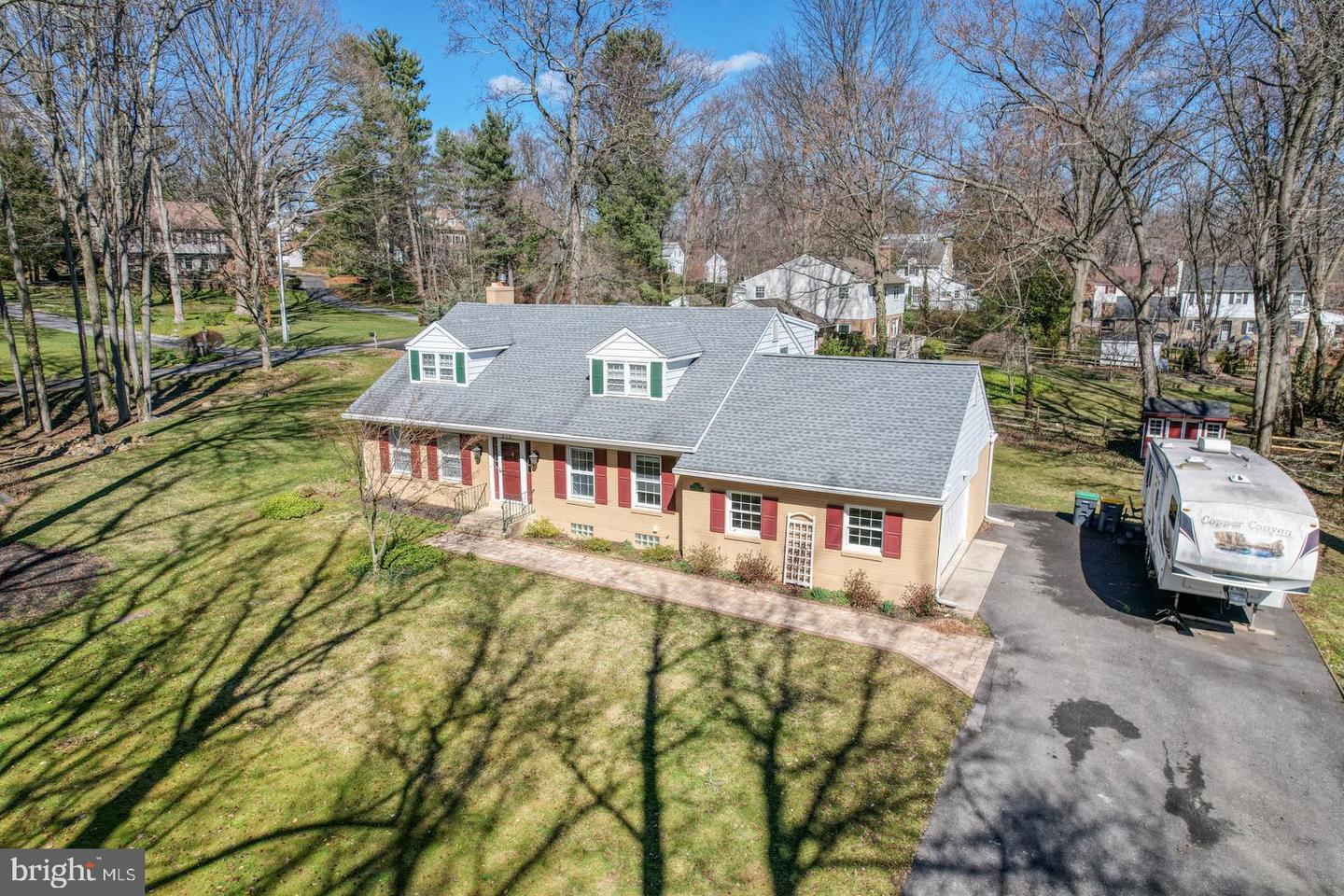 513 Spring Lake Ave