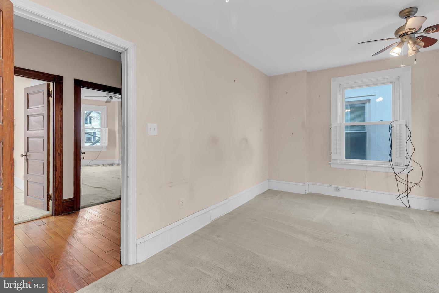 705 W 20th St