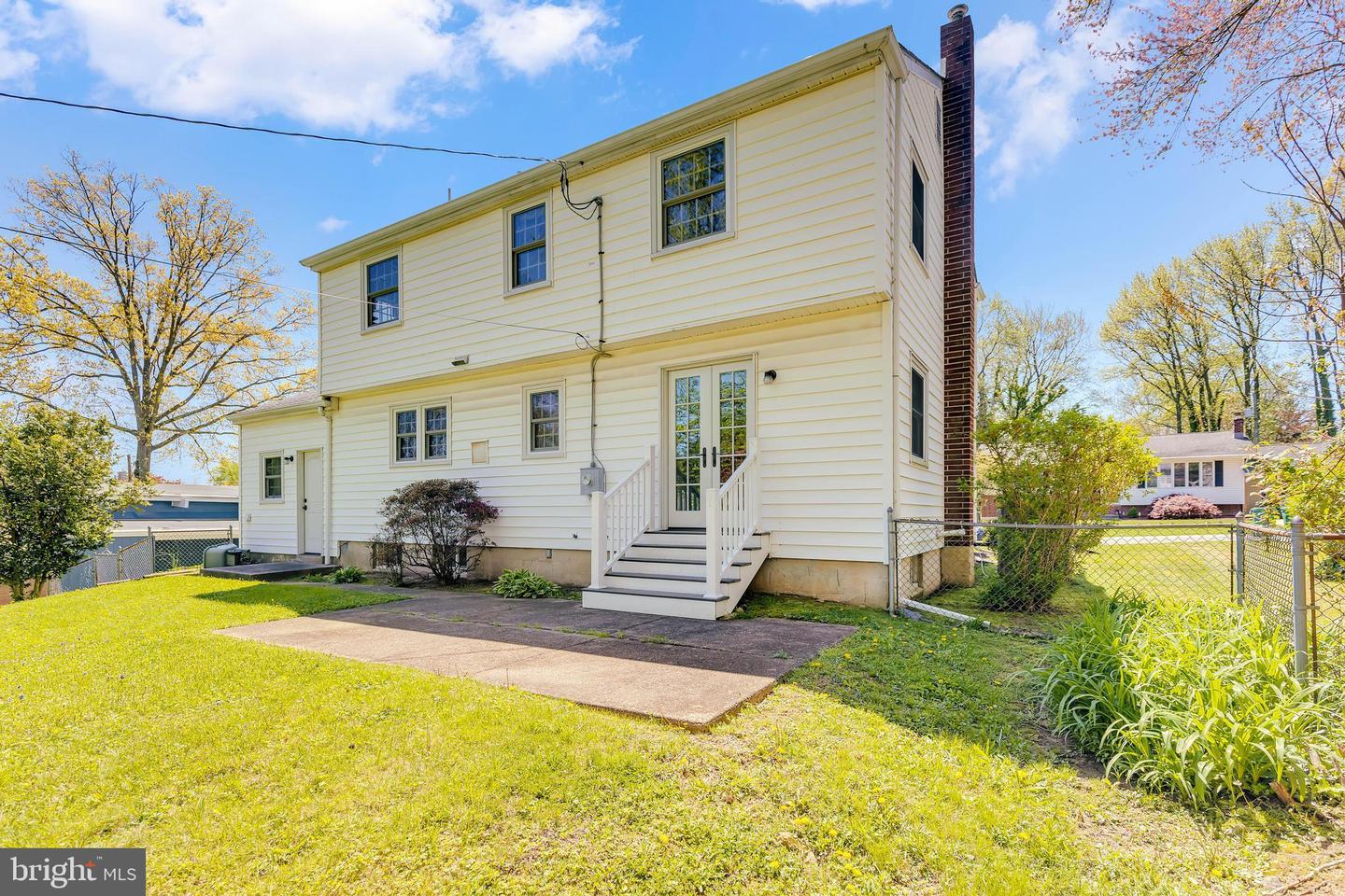 1407 Carson Rd