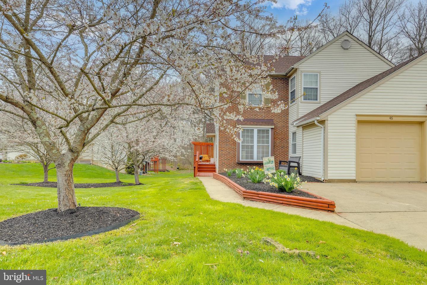 46 Mahopac Dr
