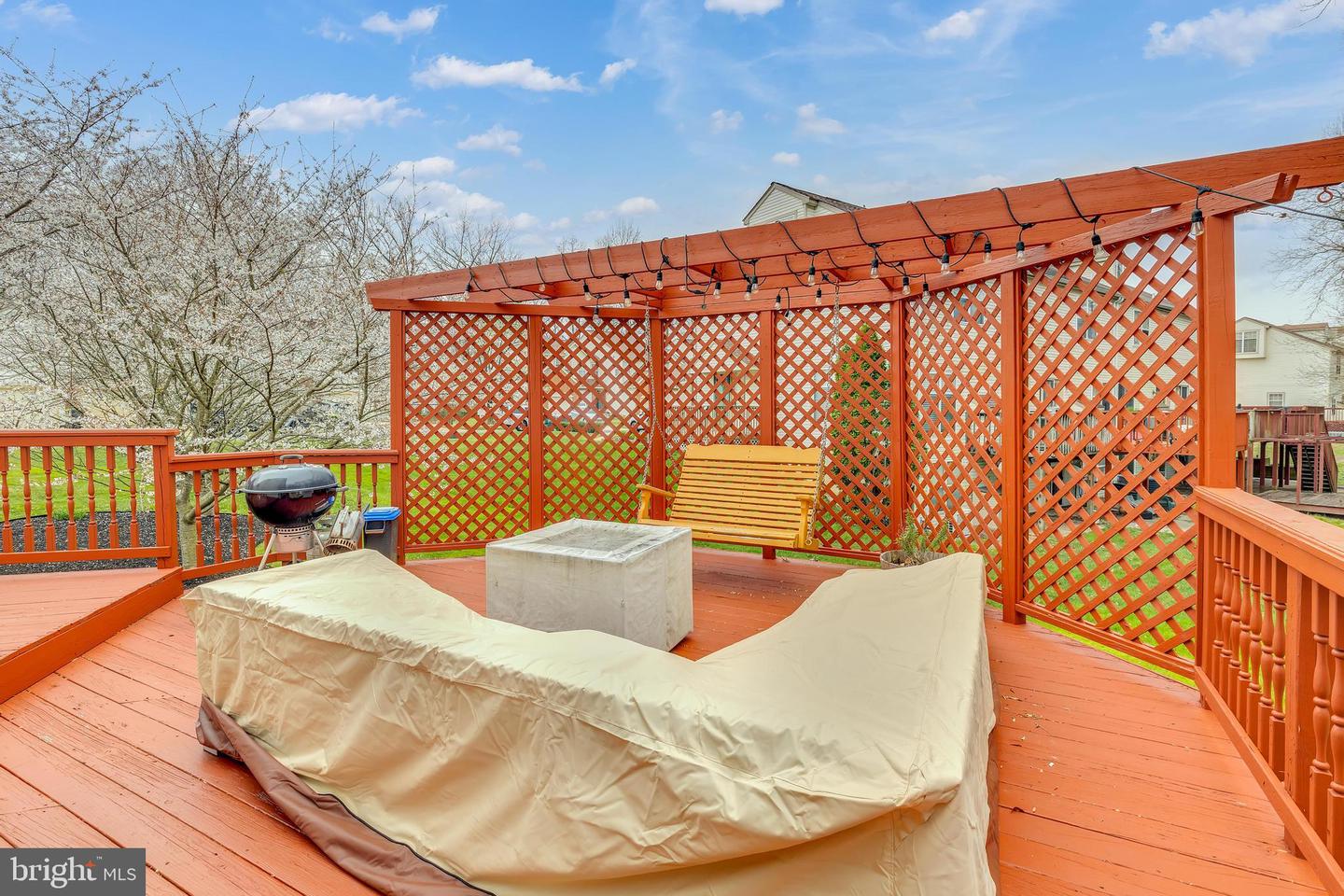 46 Mahopac Dr