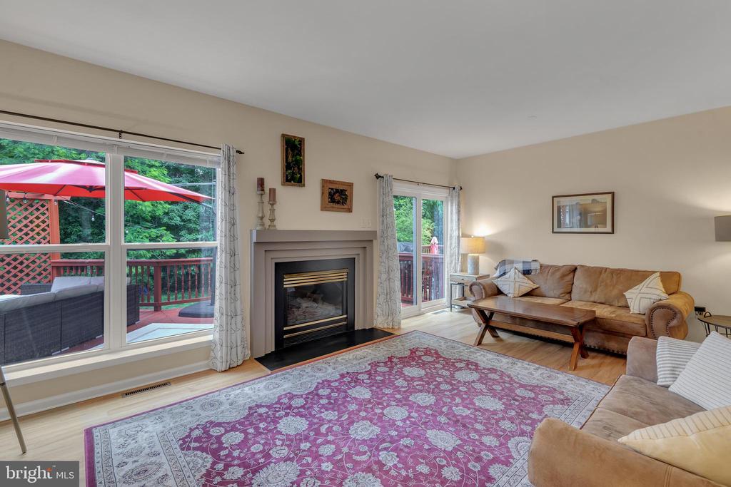 46 Mahopac Dr